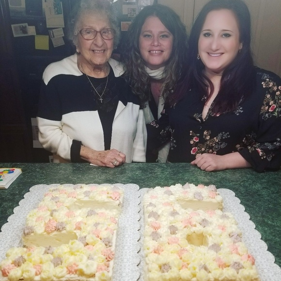 Meet your seller! - Picture 3 of 3